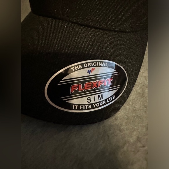 NWT Volcom flexfit full stone Heather hat size S/M - Picture 2 of 6